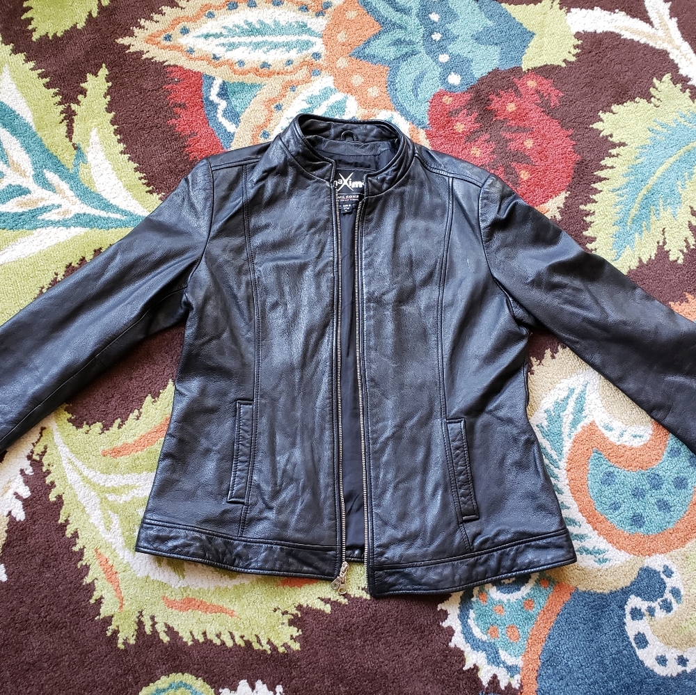 Leather jacket - Picture 8 of 8